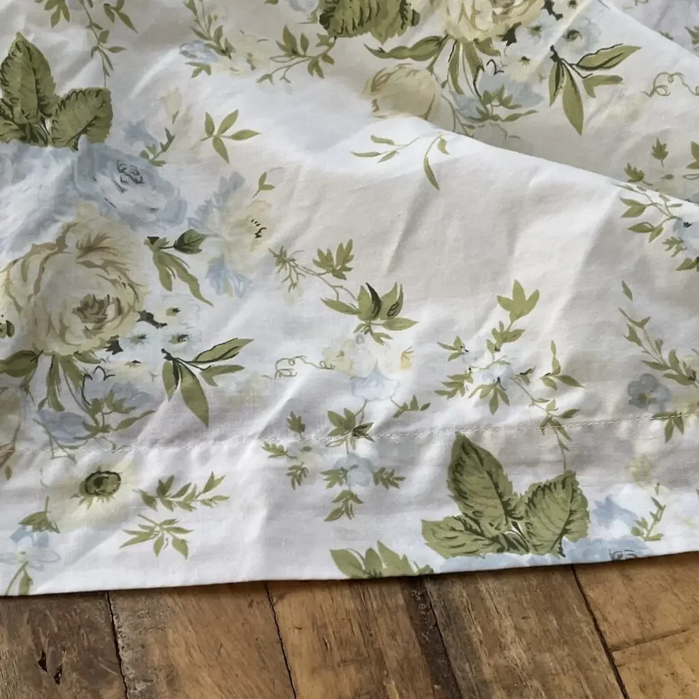 Vintage Ivory & Blue Floral Shabby Chic Flat Sheet 98.5